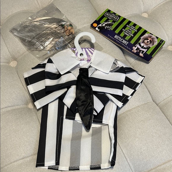 BeetleJuice Black and White Striped Pet Costume with Tie & Wig - Picture 1 of 8